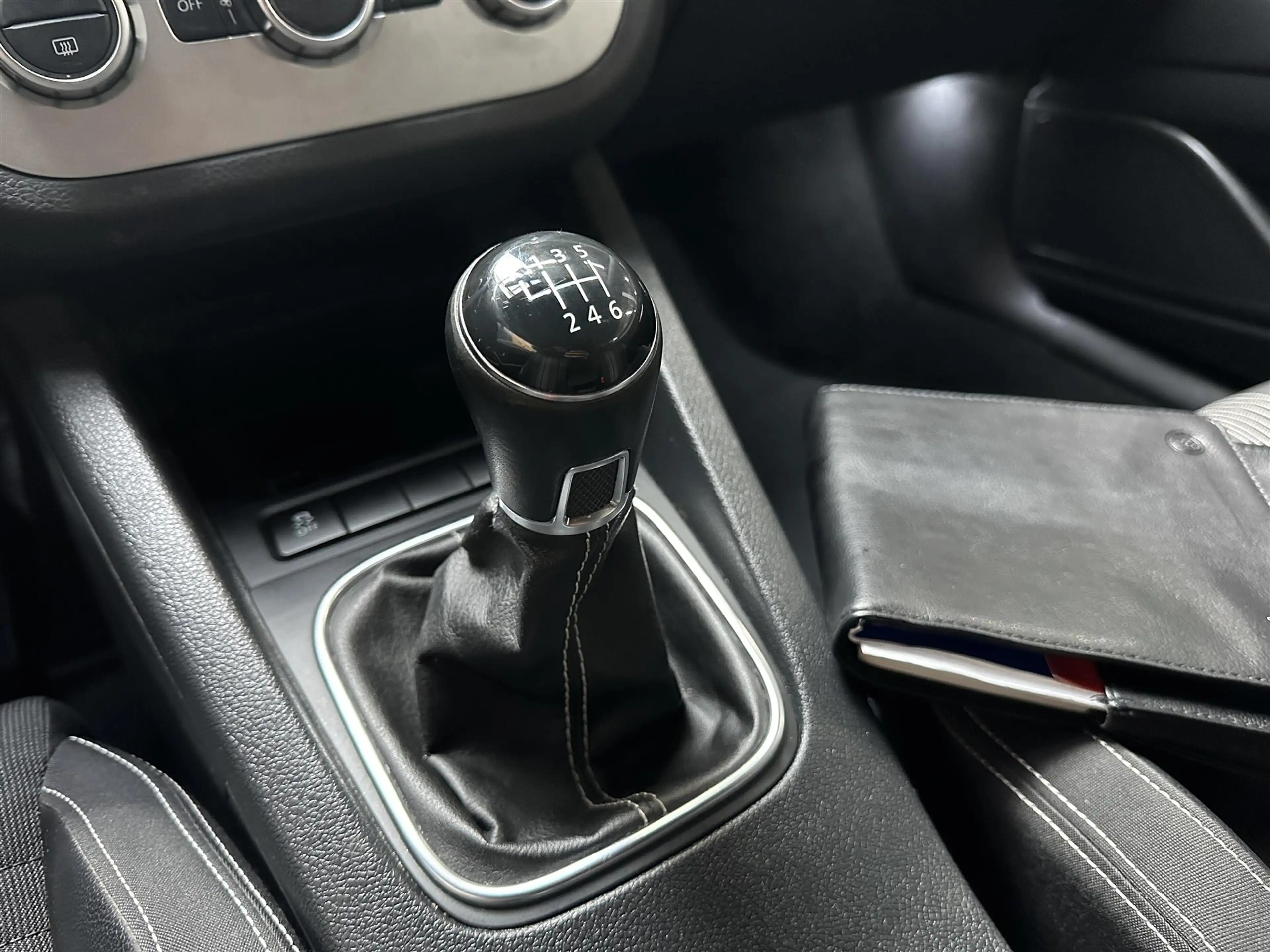 Volkswagen Scirocco 1.4 TSI 122pk MATCH Xenon stuurbediening — photo 13