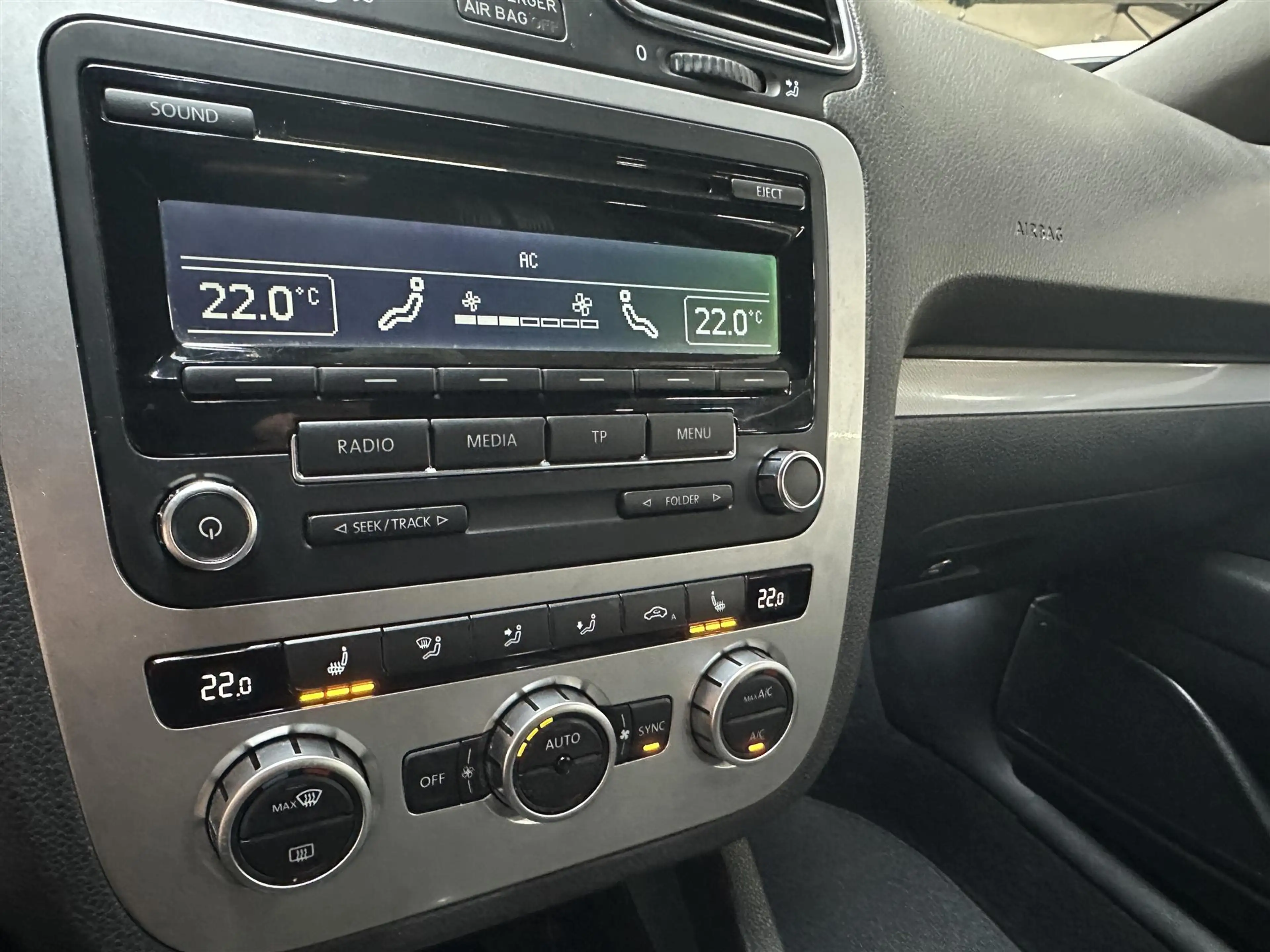 Volkswagen Scirocco 1.4 TSI 122pk MATCH Xenon stuurbediening — photo 9