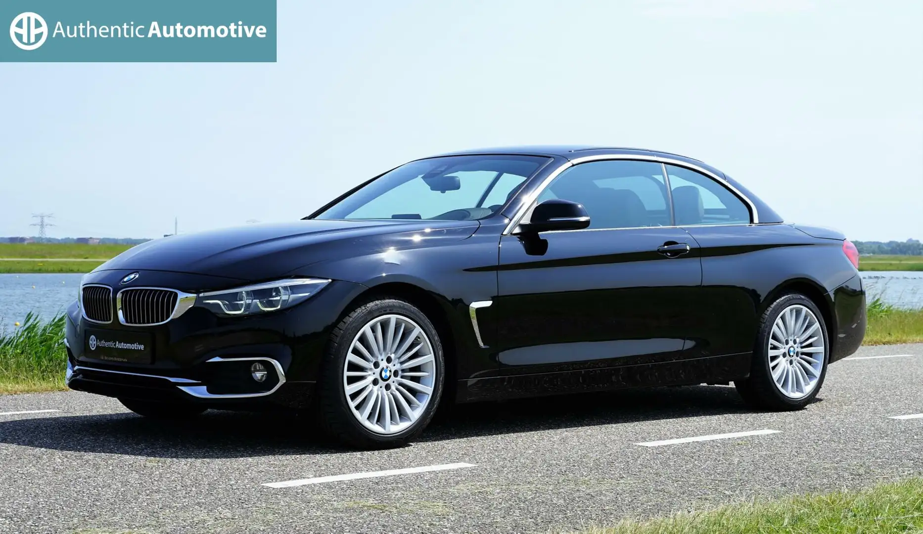 BMW 440 Cabrio 440i Individual X-Drive Zwart - 2