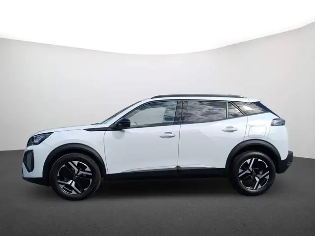 Peugeot 2008 view 4