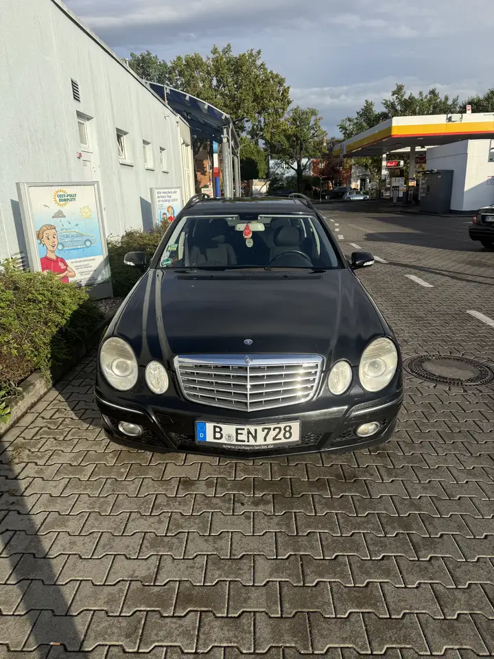 Mercedes-Benz E 220