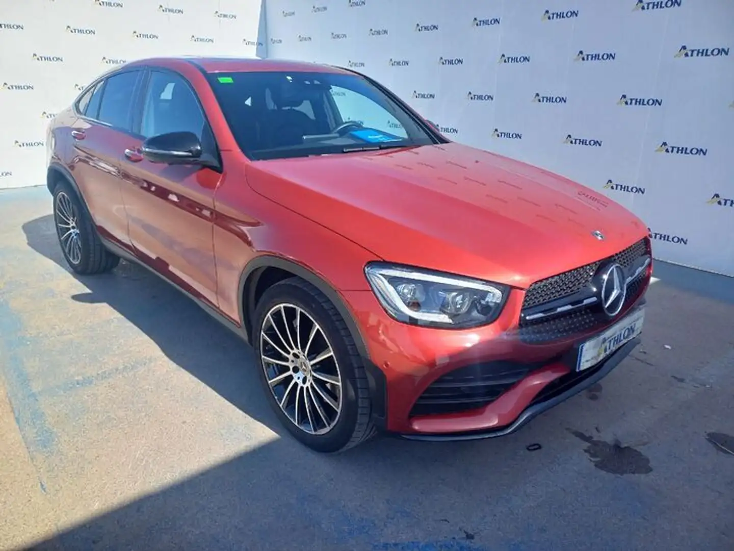 Mercedes-Benz GLC 200 4Matic 9G-Tronic Rosso - 1