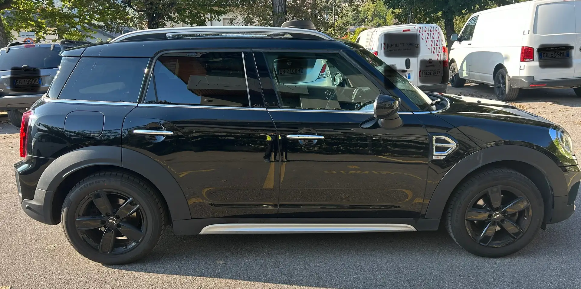 MINI Countryman D One Чорний - 2