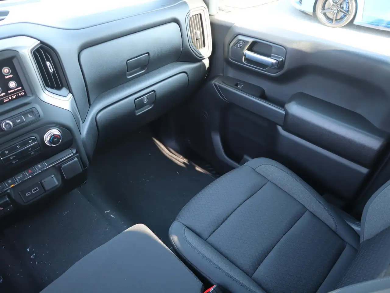 GMC Sierra 1500 снимка GMC Sierra 1500