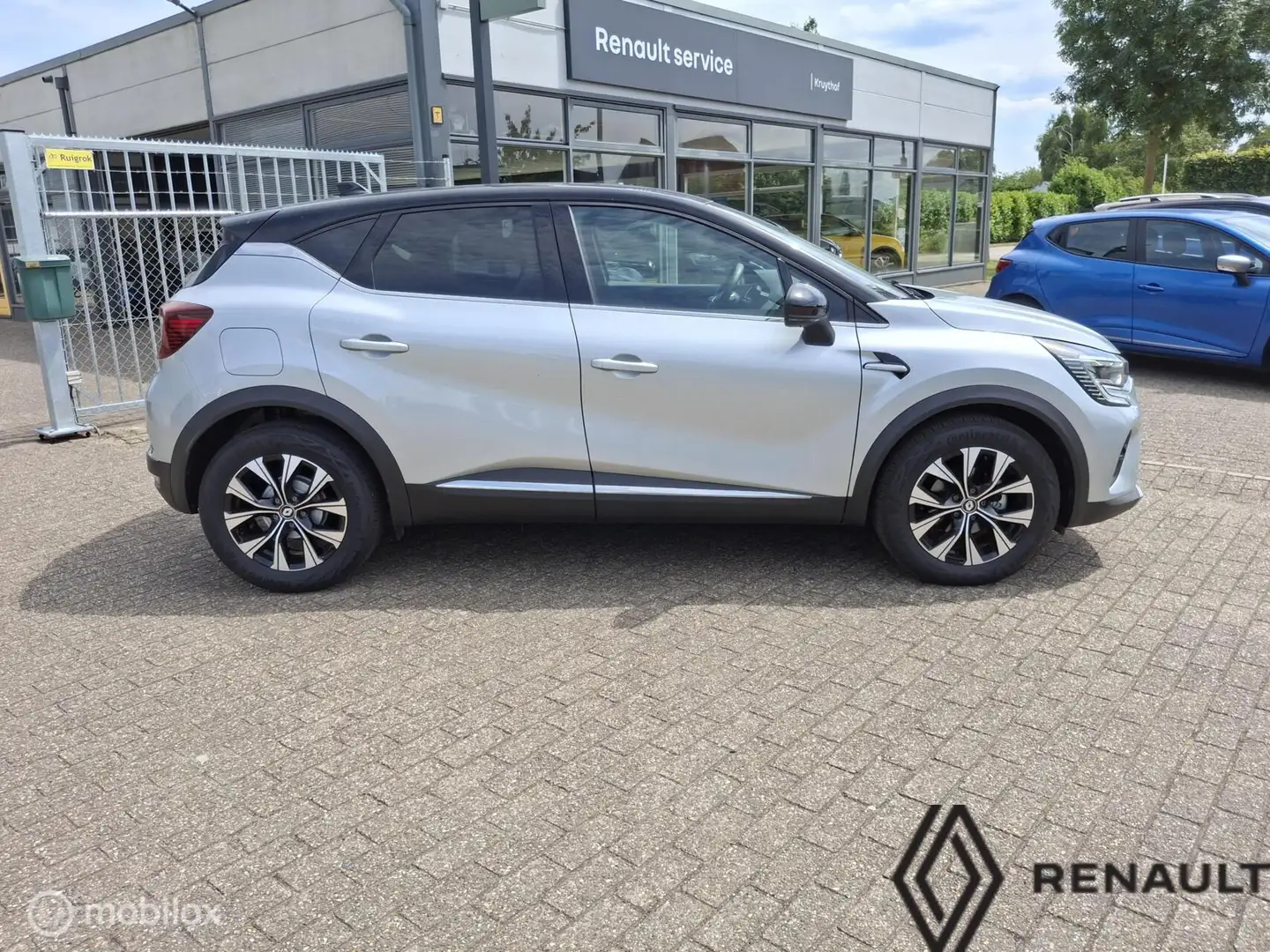 Renault Captur 1.3 mild hybrid 140 techno Grijs - 2