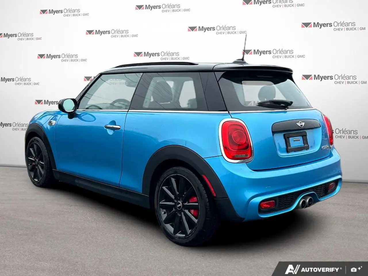 MINI 3 Door снимка MINI 3 Door