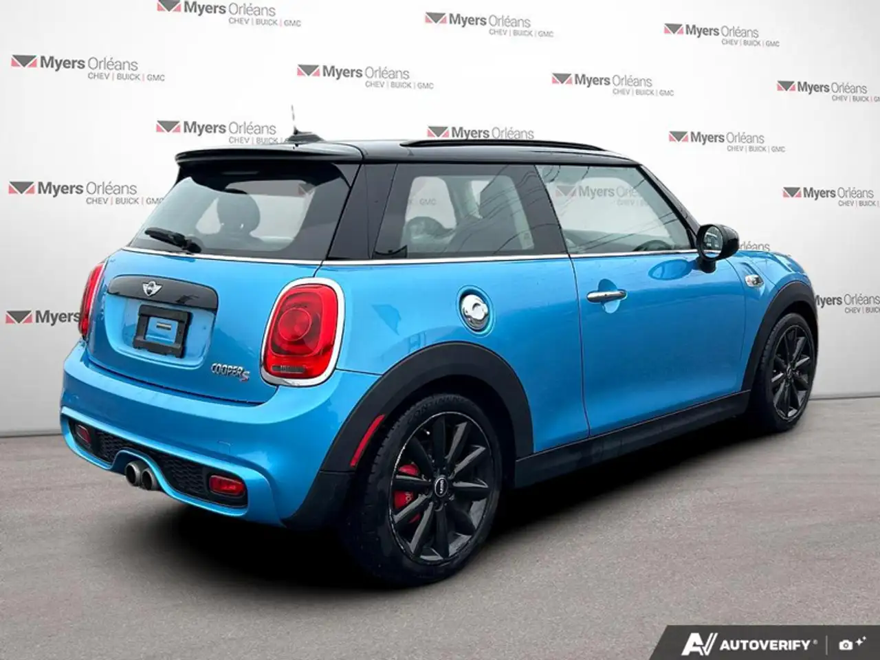 MINI 3 Door снимка MINI 3 Door