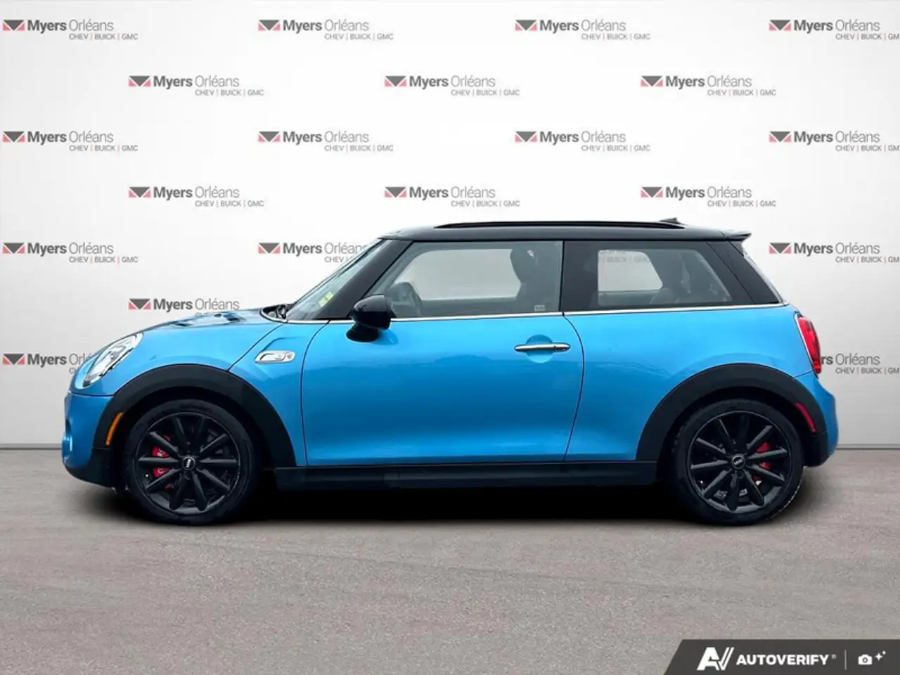 MINI 3 Door снимка MINI 3 Door