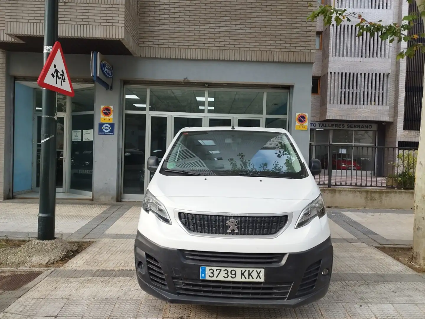 Peugeot Expert Combi Long 1.6BlueHDi S&S 115 Weiß - 2