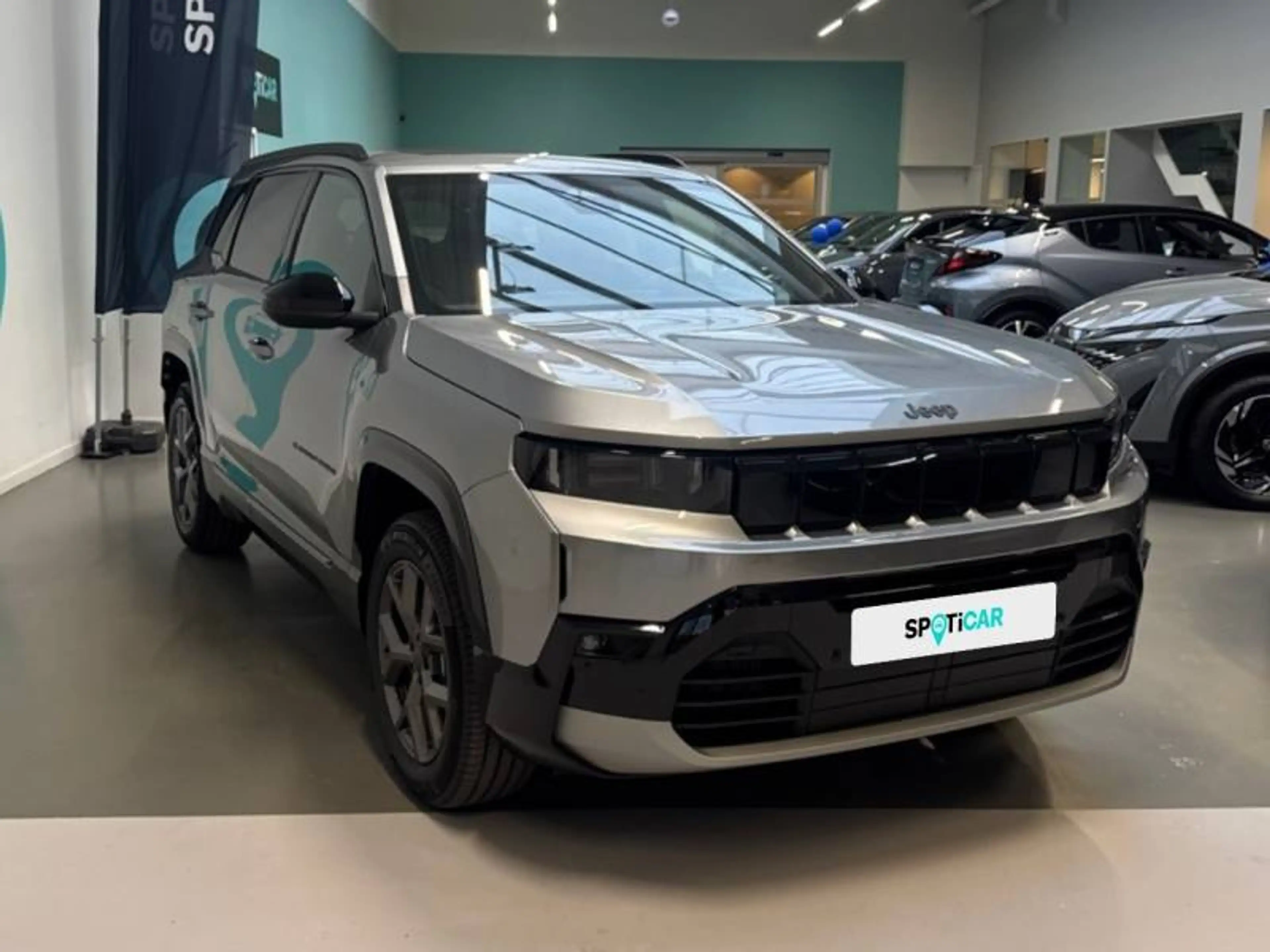 Jeep Compass 3 1.2 E-HYBRID 145hp DCT6 First Edition — photo 3