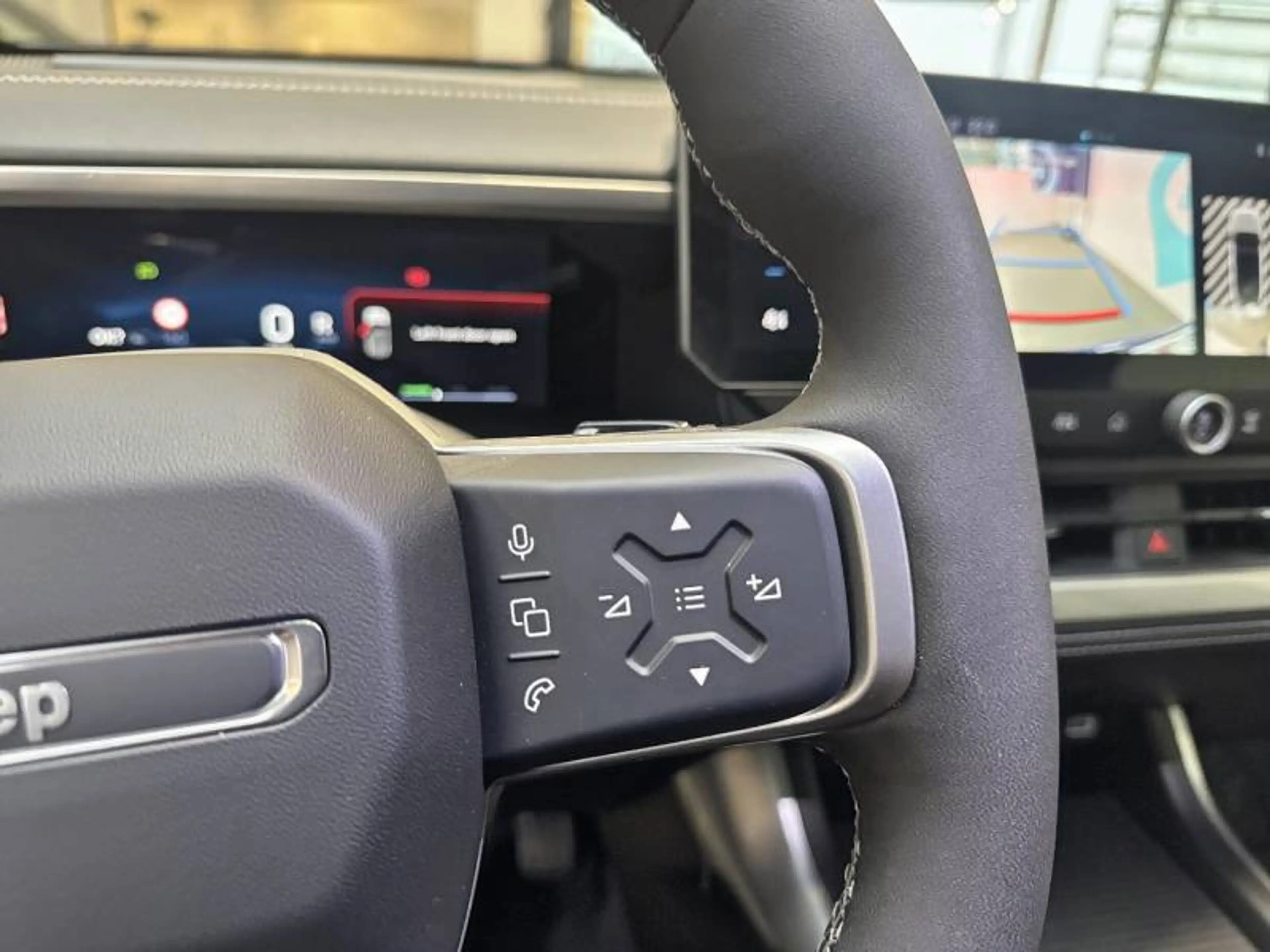 Jeep Compass 3 1.2 E-HYBRID 145hp DCT6 First Edition — photo 14