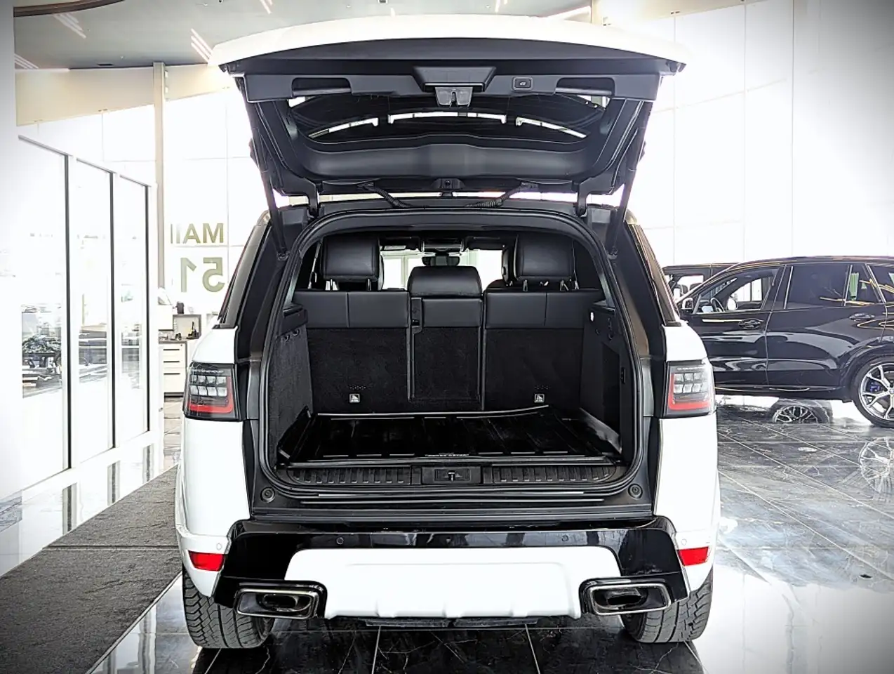 Land Rover Range Rover Sport снимка Land Rover Range Rover Sport