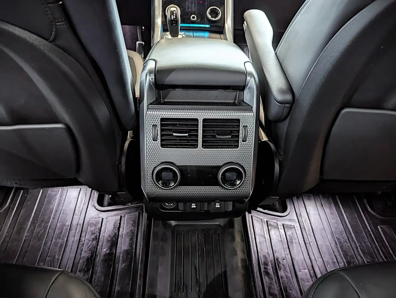 Land Rover Range Rover Sport снимка Land Rover Range Rover Sport