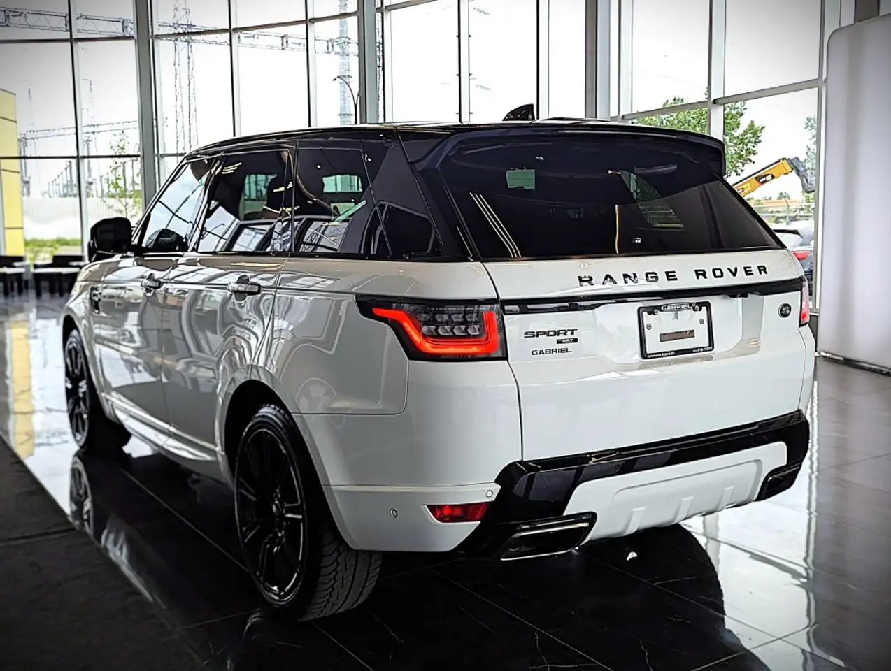 Land Rover Range Rover Sport снимка Land Rover Range Rover Sport