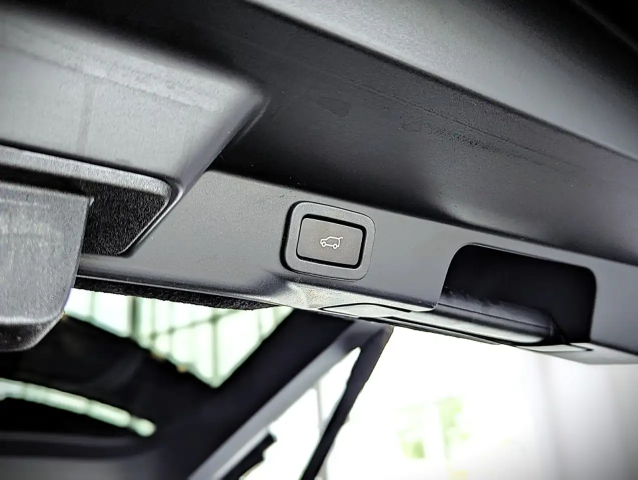 Land Rover Range Rover Sport снимка Land Rover Range Rover Sport