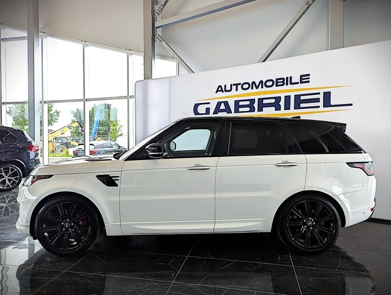 Land Rover Range Rover Sport снимка Land Rover Range Rover Sport