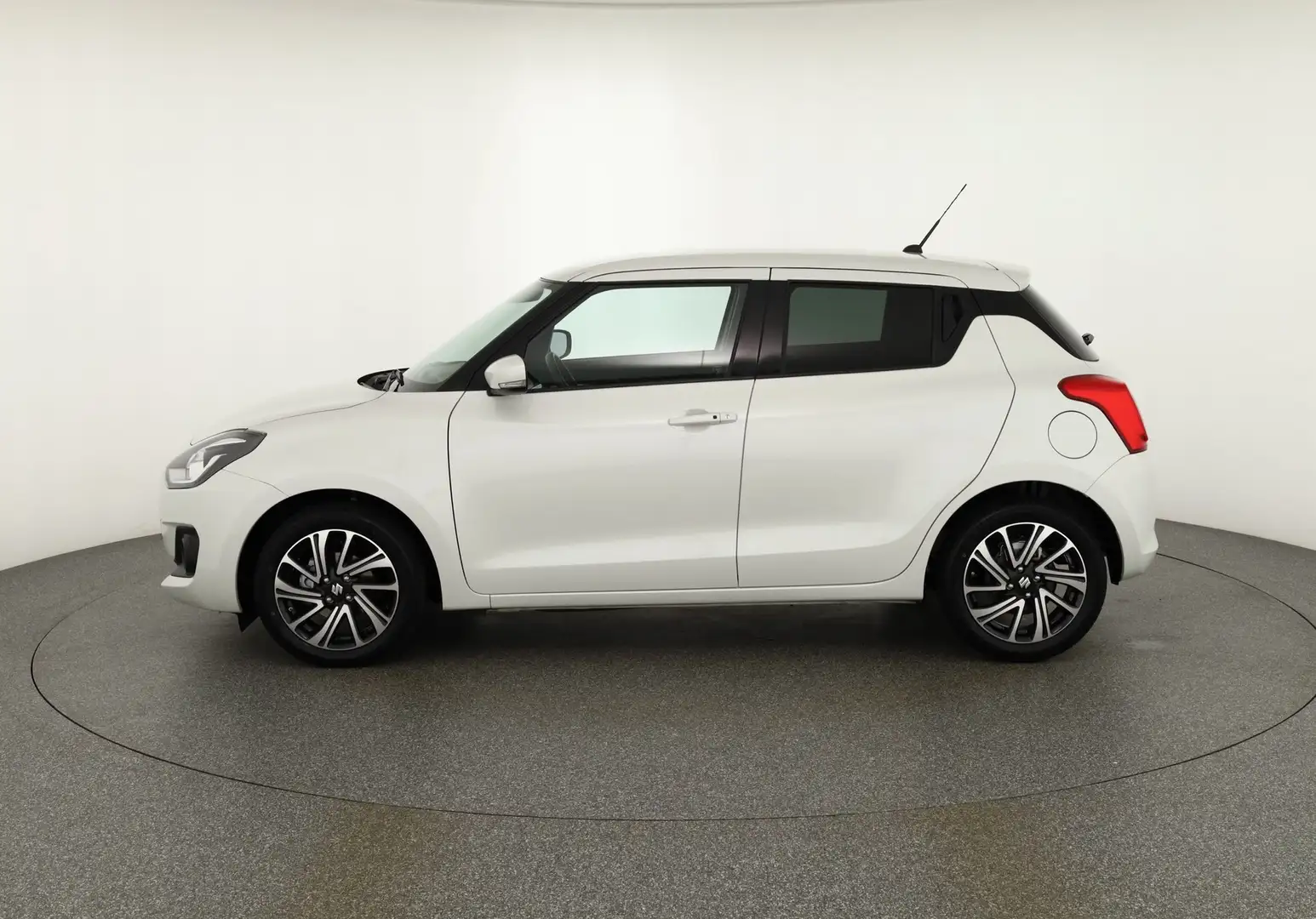 Suzuki Swift 1.2 M-Hybrid Comfort+ Bi-Xenon Navi Kamera Weiß - 2