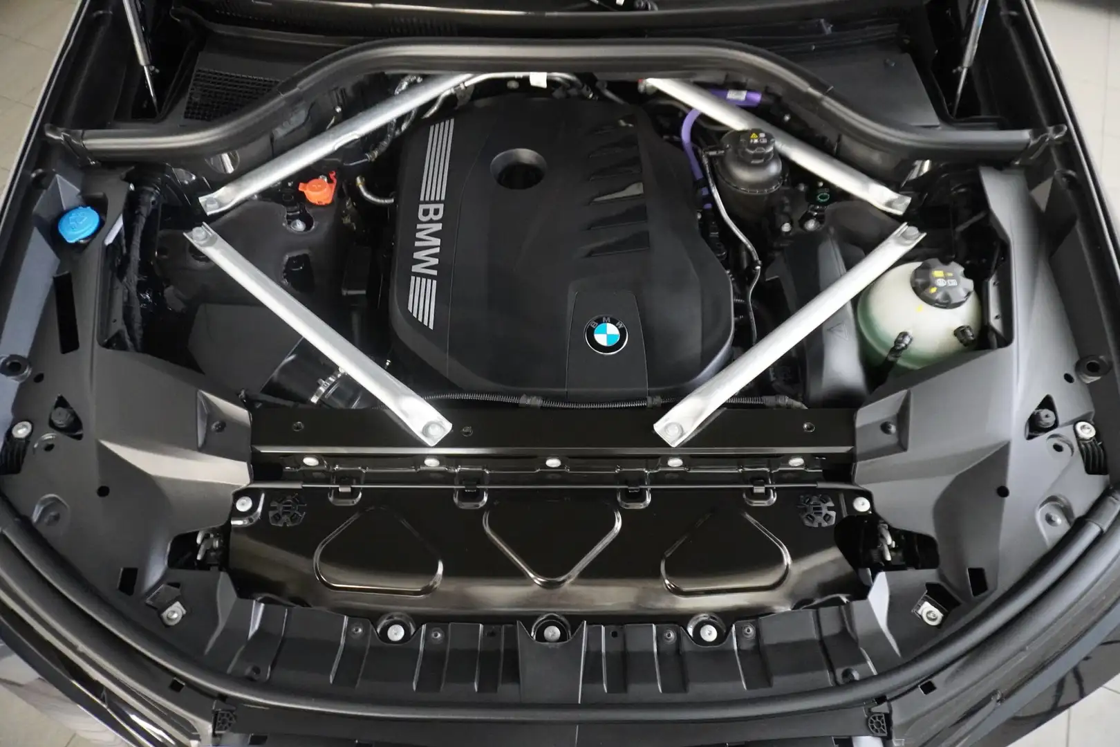 BMW X7 xDrive40i Schwarz - 2