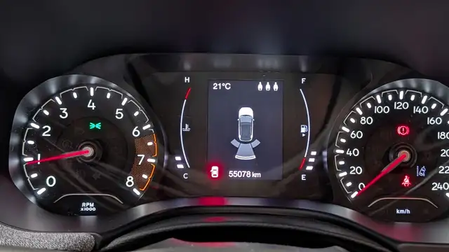 Jeep Compass view 17