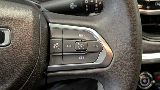 Jeep Compass view 16