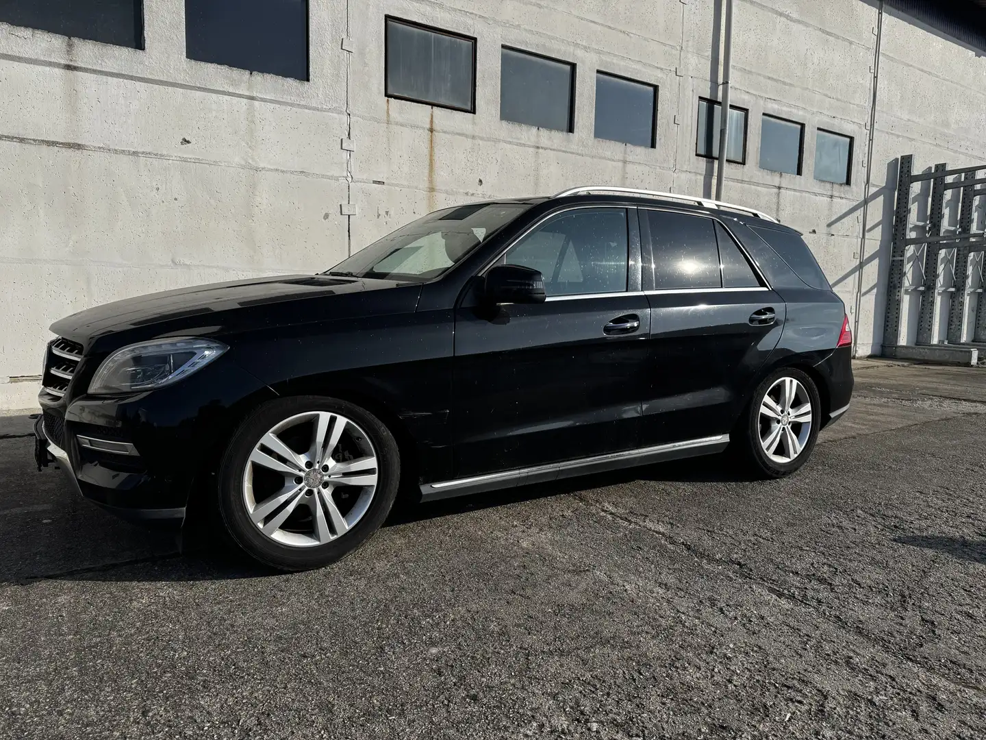 Mercedes-Benz ML 350 ML 350 BlueTEC 4MATIC 7G-TRONIC Schwarz - 2