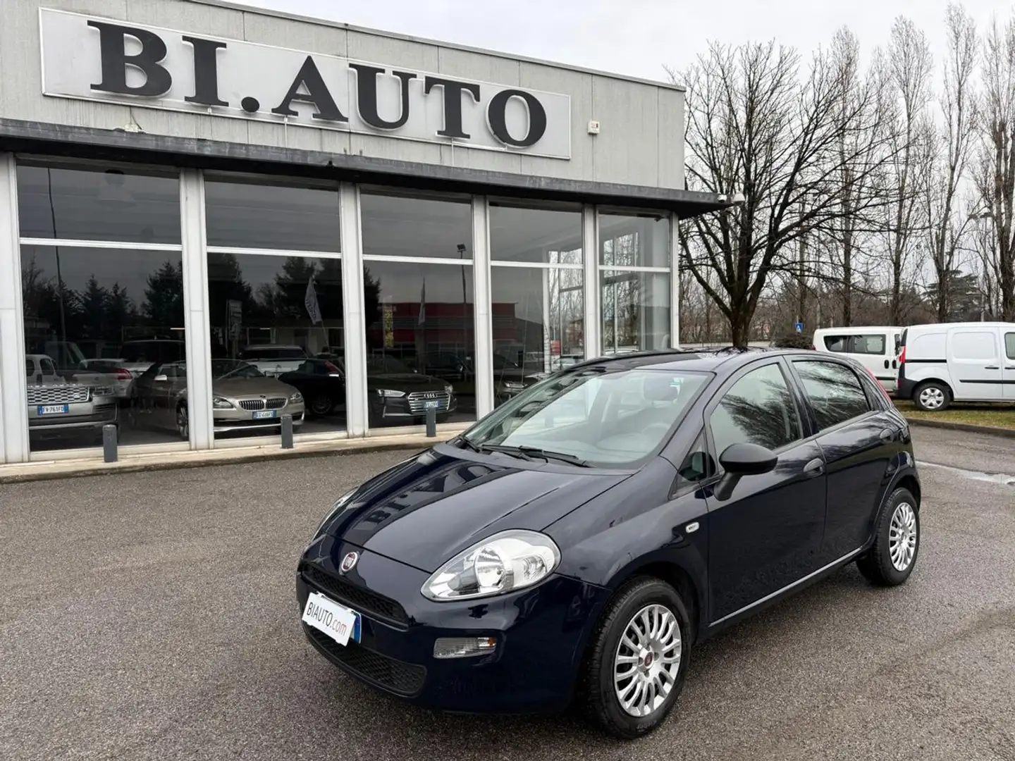 Fiat Punto 1.4 Easypower 5 porte Street GPL Azul - 1