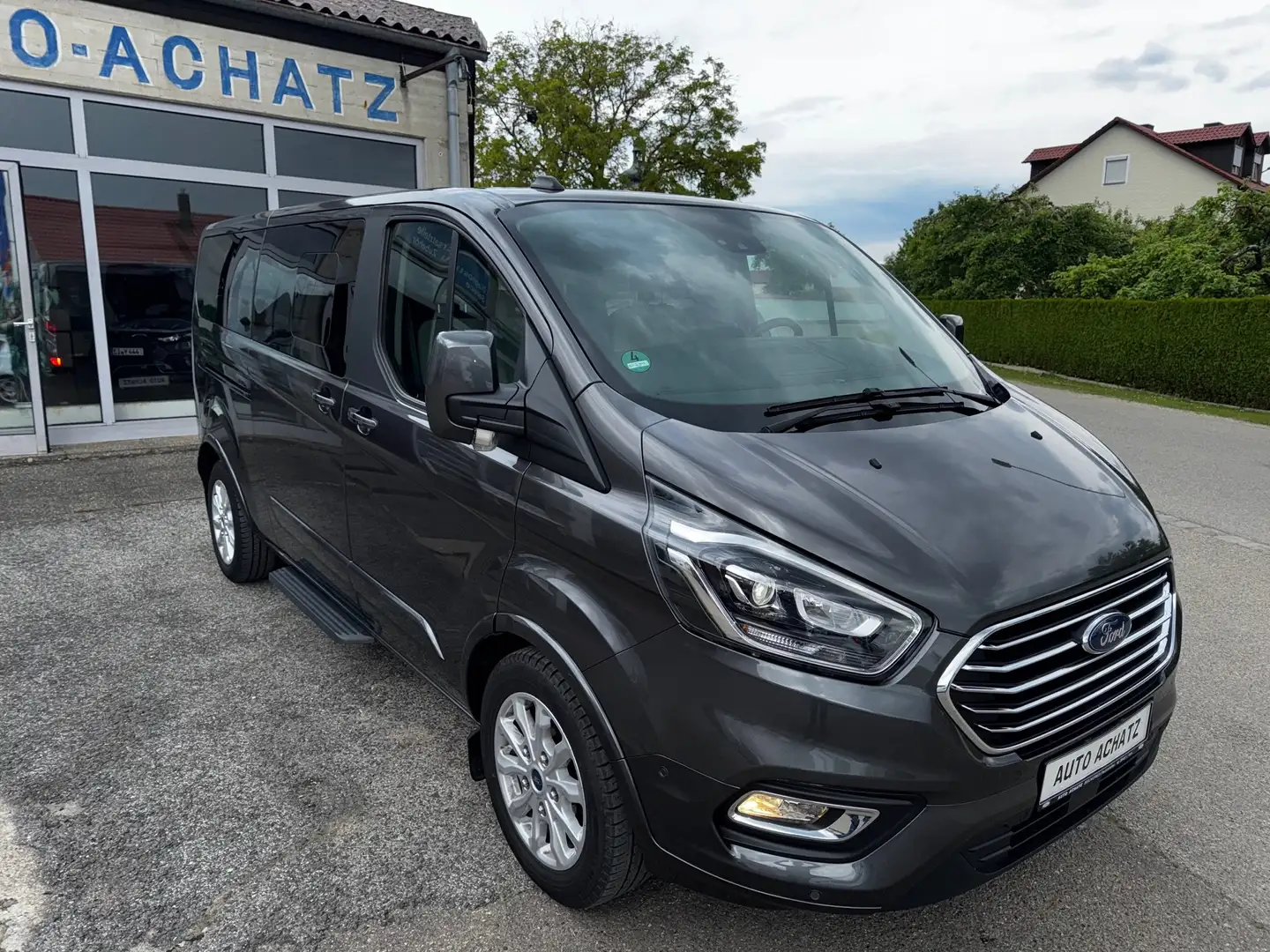 Ford Tourneo Custom Titanium L2 mHEV mit Garantie *Miete möglich* Grau - 1