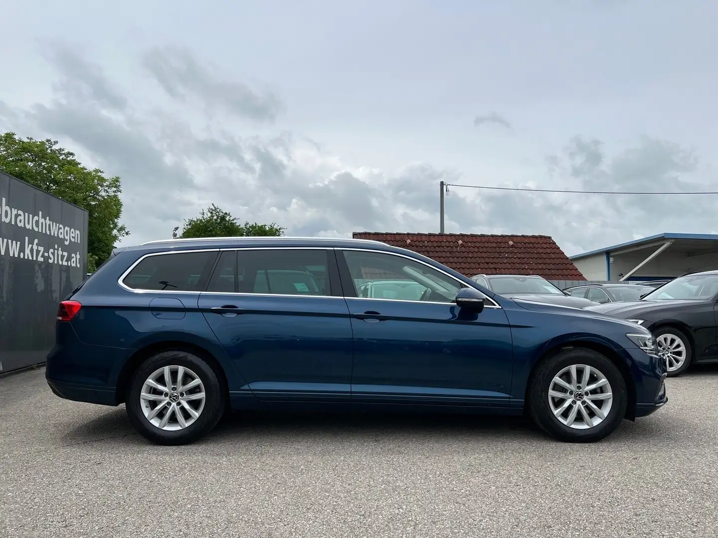 Volkswagen Passat Variant Business 2,0 TDI DSG | VIRTUAL*NAVI PRO Blau - 2