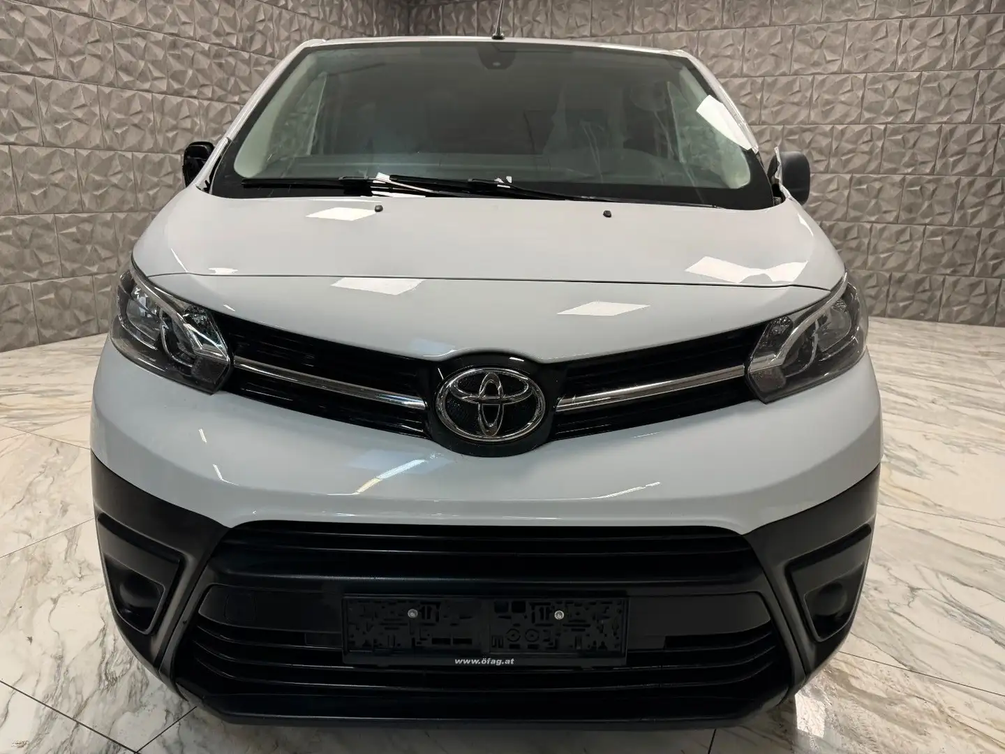 Toyota Proace Max Pro Ace 2,0 D-4D 145 L2 ProWork Blanc - 1