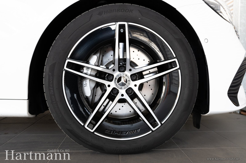 Mercedes-Benz E 220 E 220 d T AMG Night Panorama Leder AHK KeyGo 360 — photo 6