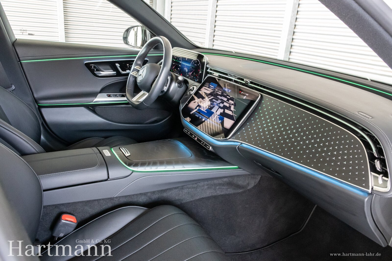 Mercedes-Benz E 220 E 220 d T AMG Night Panorama Leder AHK KeyGo 360 — photo 7