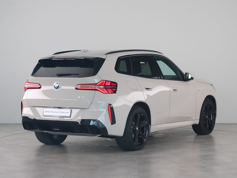 BMW X3 30e xDrive — photo 11