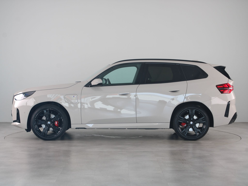BMW X3 30e xDrive — photo 14