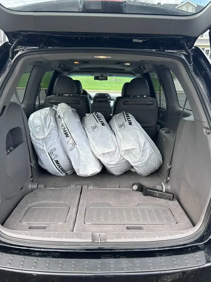 Honda Odyssey снимка Honda Odyssey