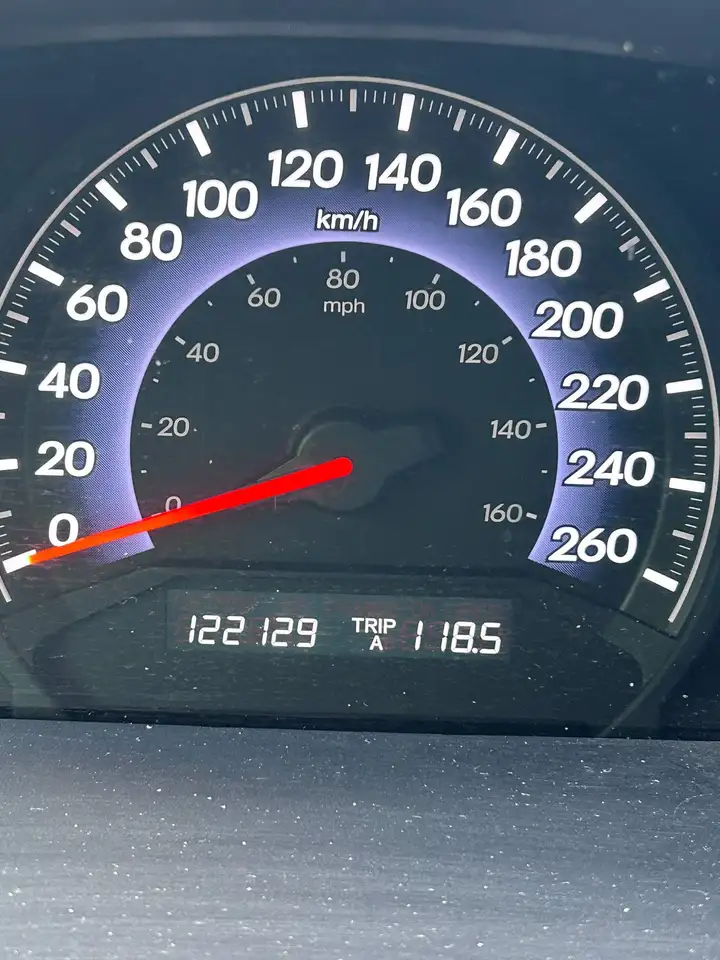 Honda Odyssey снимка Honda Odyssey