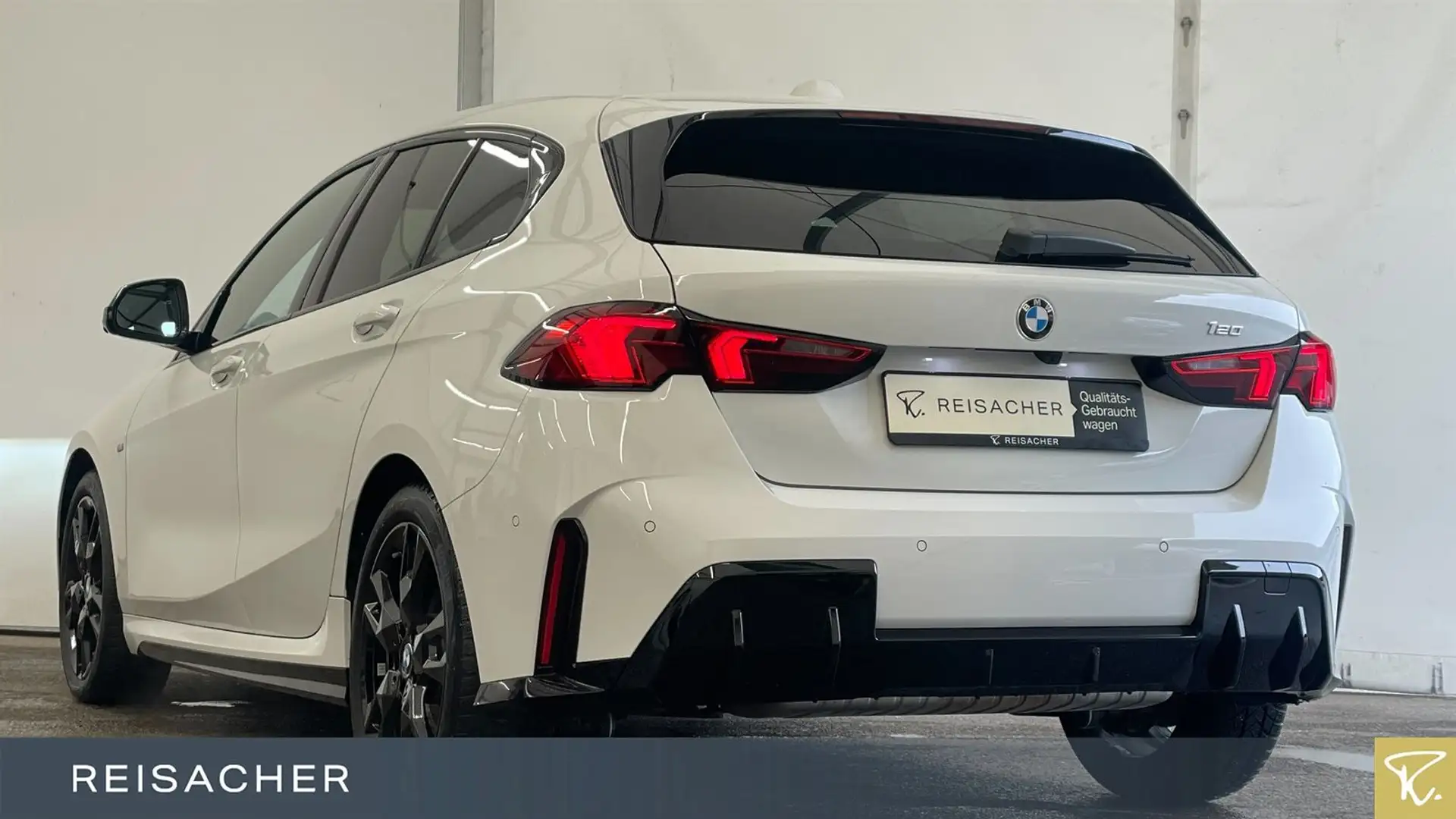 BMW 120 A M-Sport LCPro HUD ACC 360° SHZ H&K 18" LM Weiß - 2