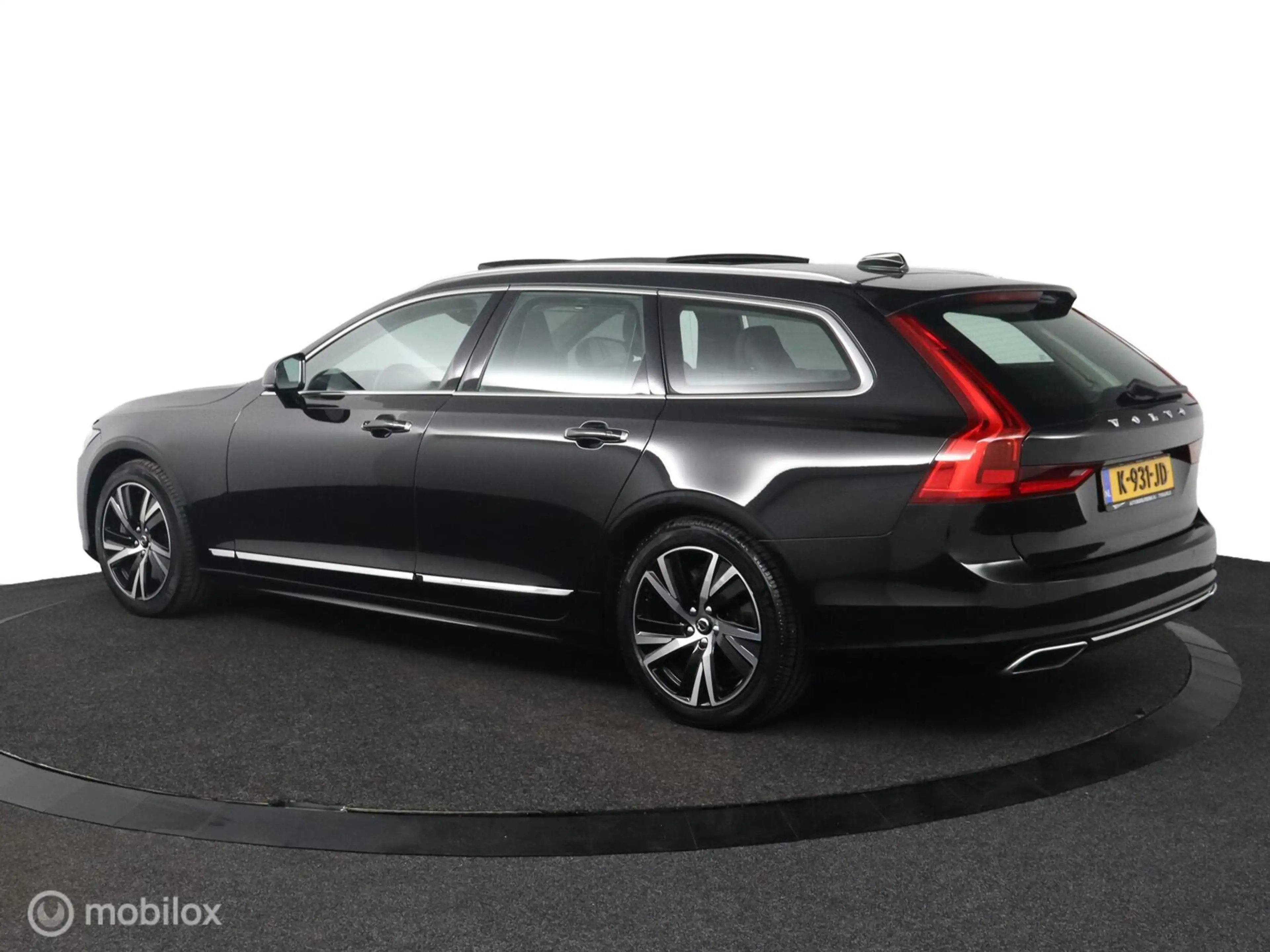 Volvo V90 2.0 T4 Inscription | Massage | Panoramadak | BLISS — photo 12