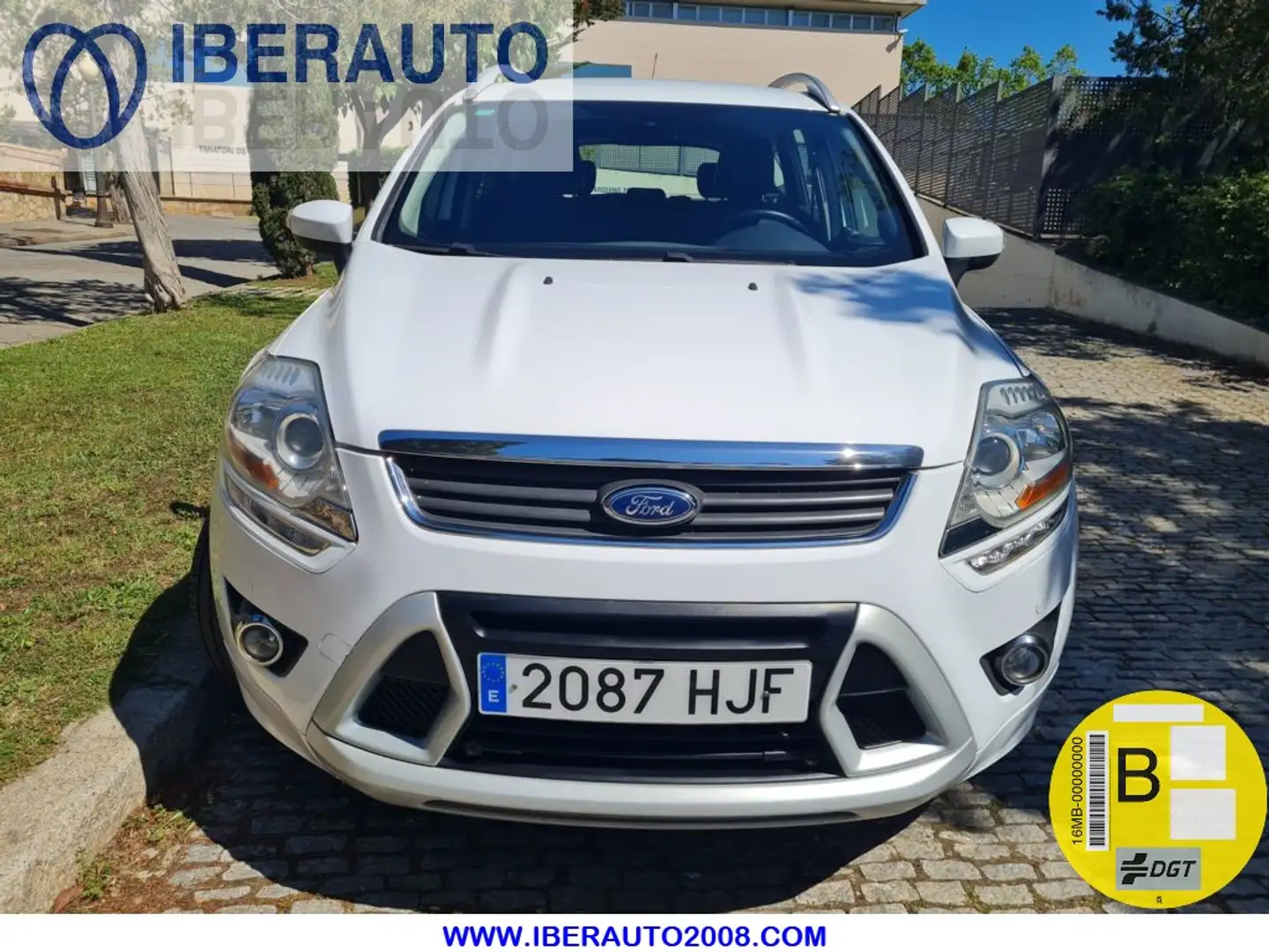 Ford Kuga 2.0TDCI Titanium 4WD 160 Aut. Blanco - 2