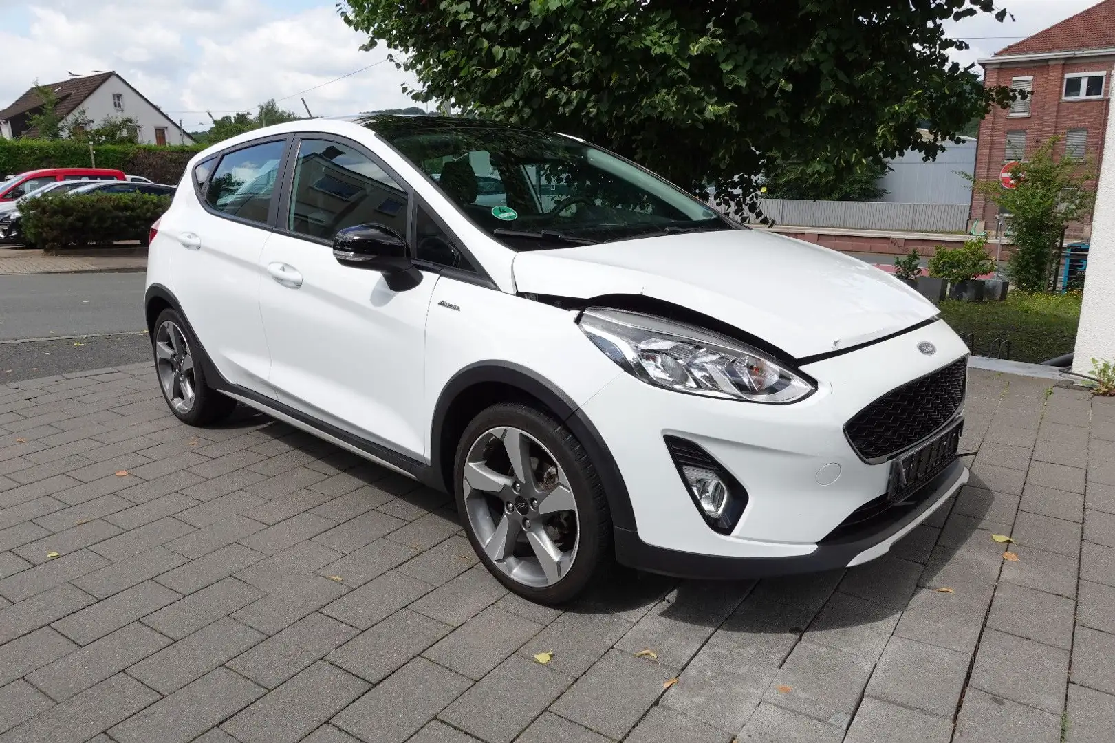 Ford Fiesta Active Blanc - 1