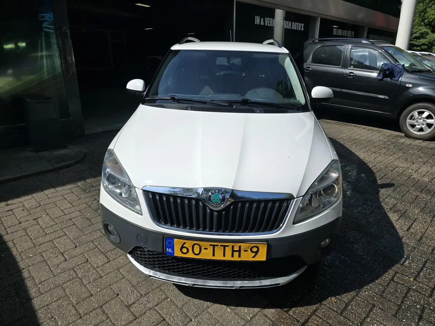 Skoda Fabia 1.2 TSI Scout | 2E EIGENAAR | 12MND GARANTIE | NAV Bianco - 2