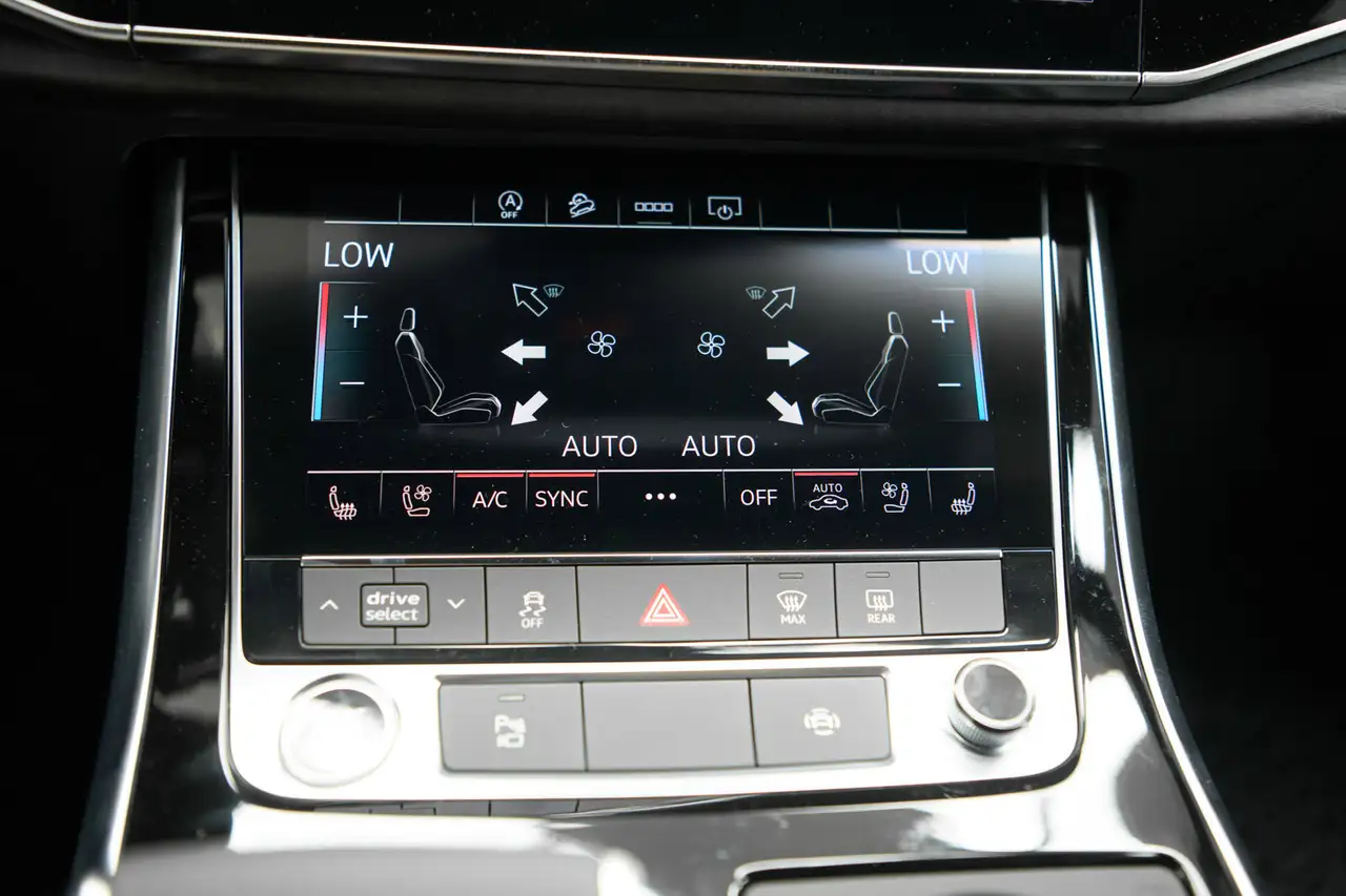 Audi Q7 снимка Audi Q7