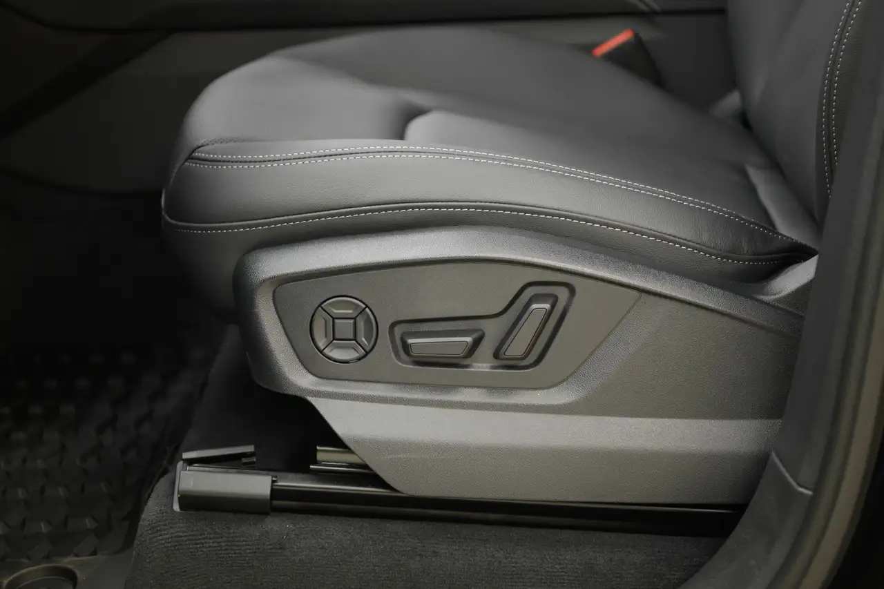 Audi Q7 снимка Audi Q7