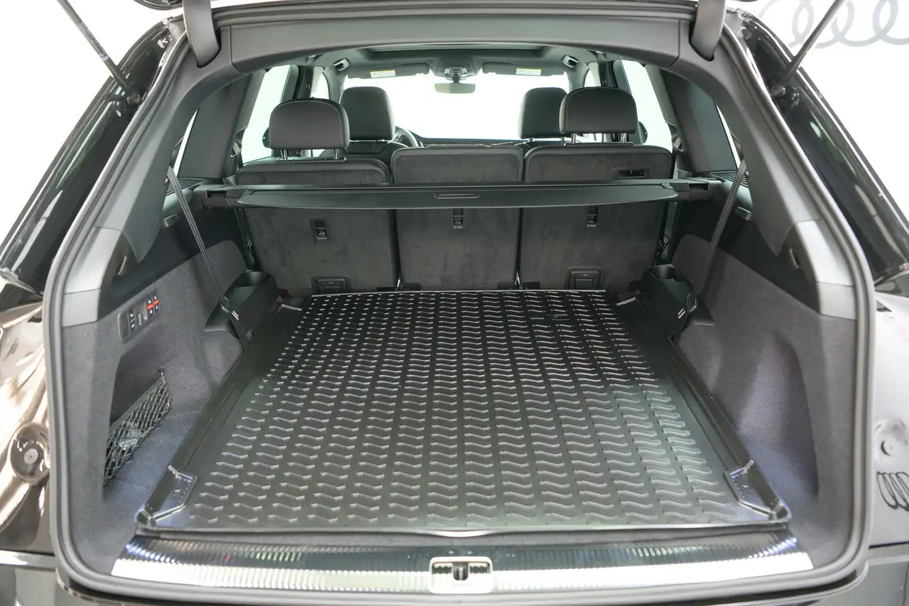 Audi Q7 снимка Audi Q7