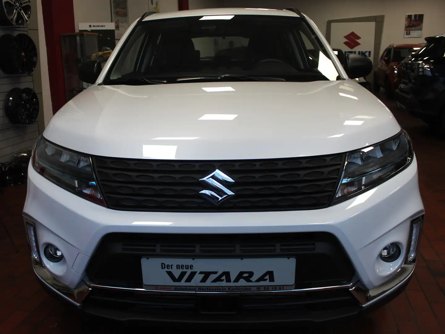 Suzuki Vitara 1.4 Boosterjet Hybrid Club *Alufelgen* Wit - 2