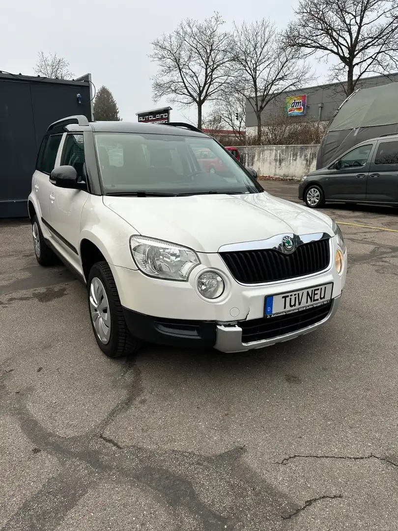 Skoda Yeti Ambition Plus Edition*SHZ*Klimaauto*PDC*AHK Weiß - 1
