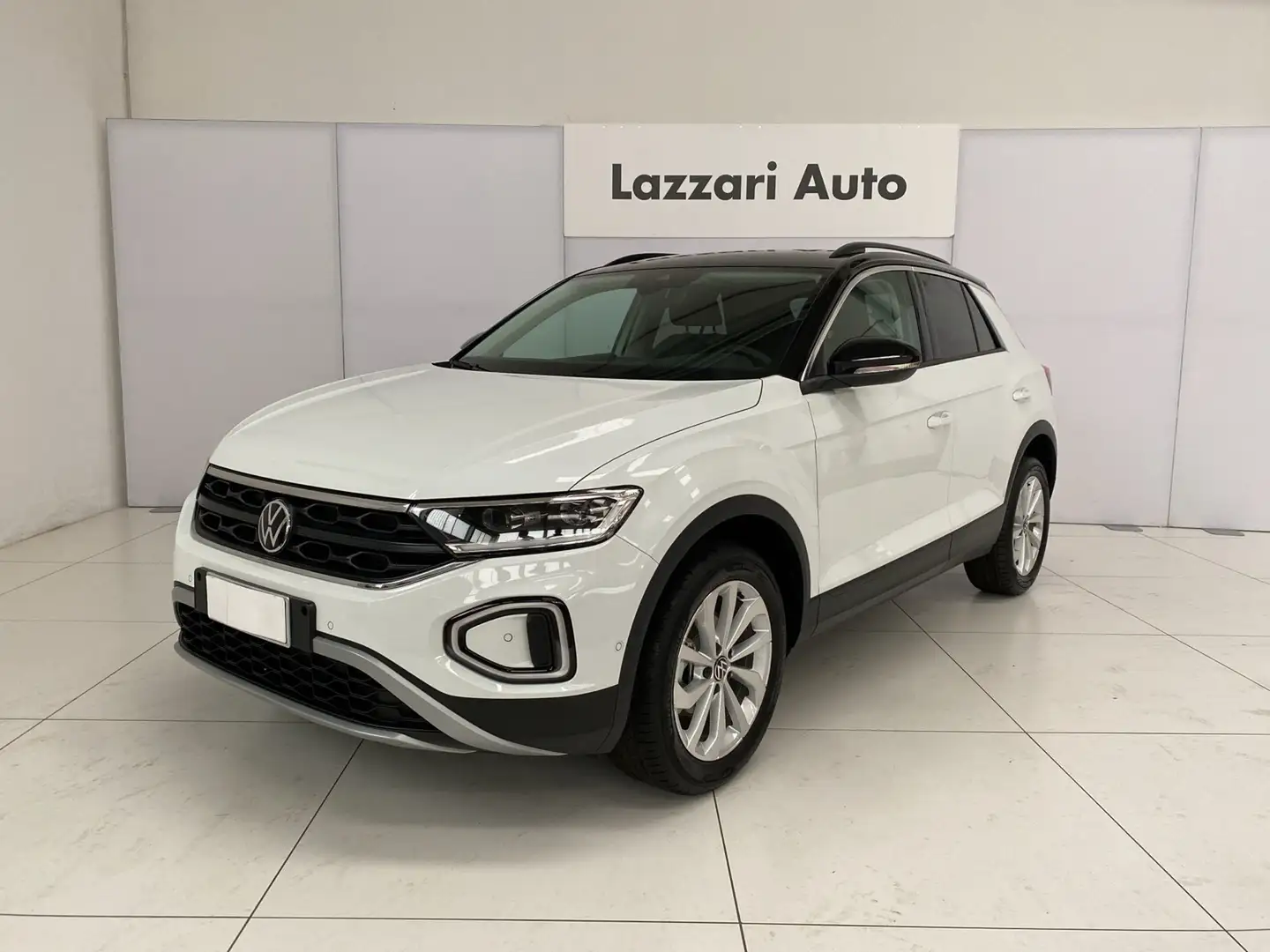 Volkswagen T-Roc 1.0 TSI Edition Plus Wit - 1
