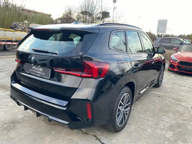 BMW X1 view 13