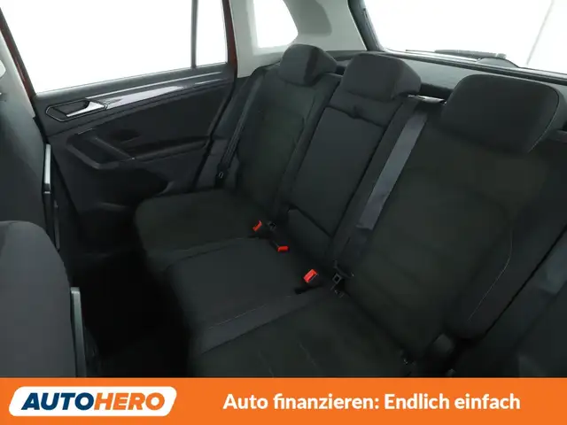 Volkswagen Tiguan view 14