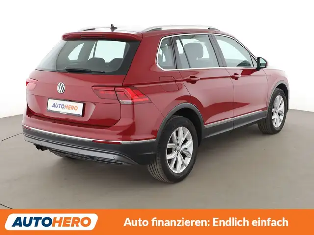 Volkswagen Tiguan view 6