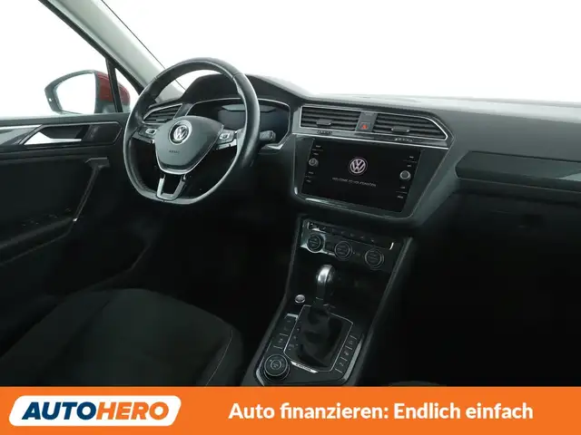Volkswagen Tiguan view 13